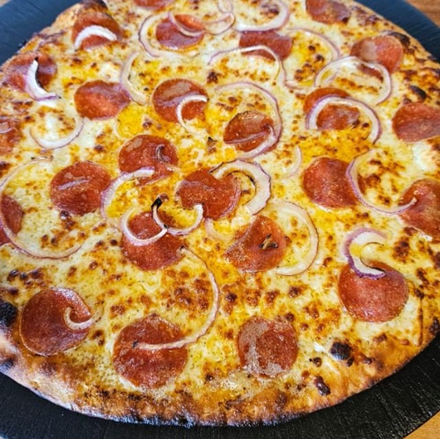 Two Toppings Pie (15").